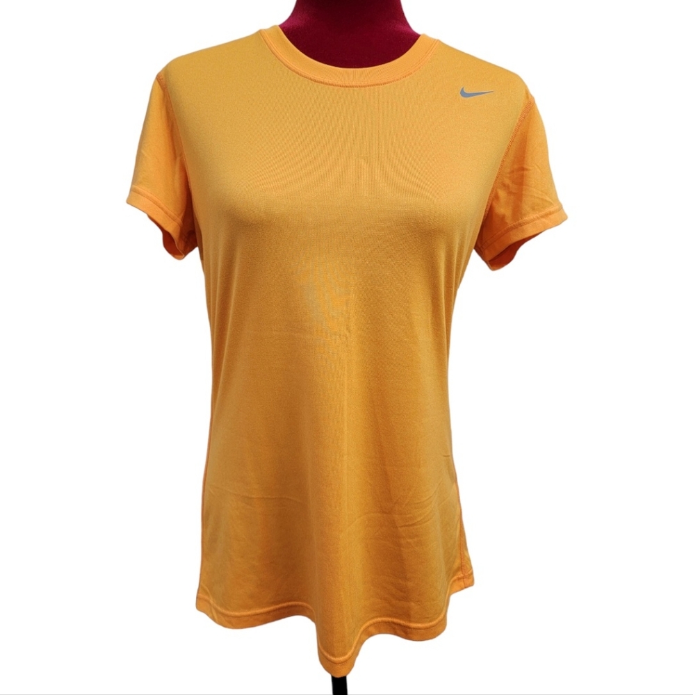 Nike Dri-Fit tee top size medium